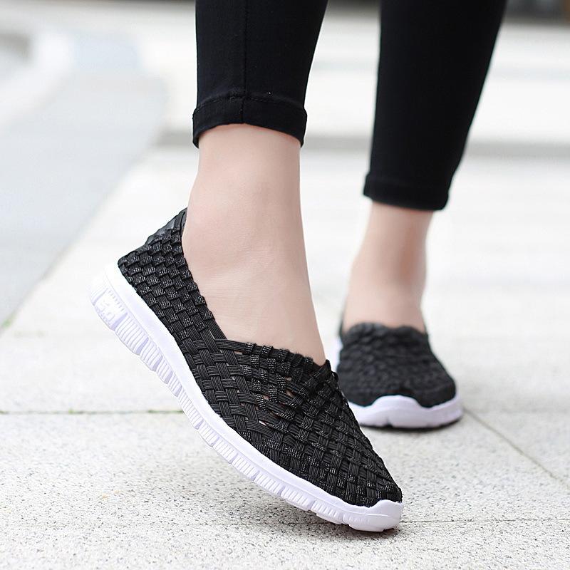 Summer mesh breathable hollow sandals lightweight flat-soled mother shoes couple casual one-pedal cloth shoes woven women's shoes