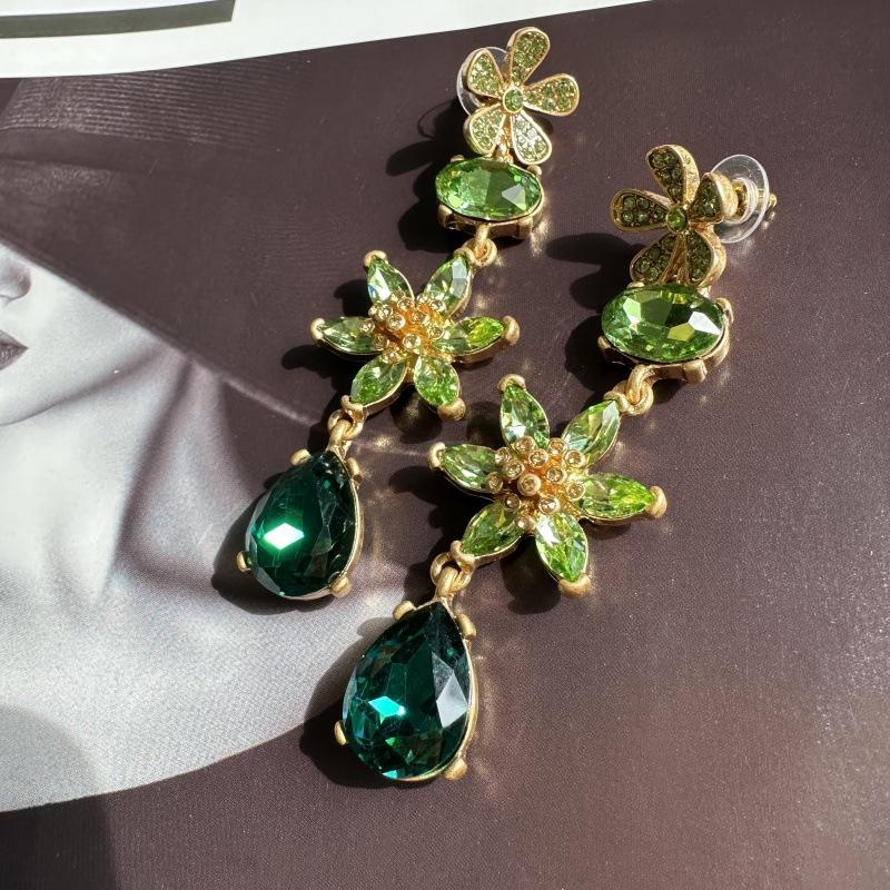 Modeschmuck Neue Elegante Blume Kristall Facettiertes Glas Tropfen Hängende Ohrringe für Damen, Perfektes Party-Accessoire