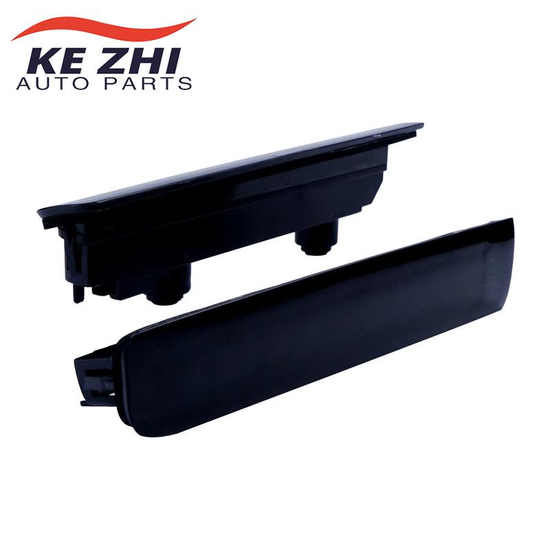 7H0945097B 7E0945097E 7E0945097H 2X LED High Mount Third 3rd Brake Light for VW Multivan T5 T6 7H0945097C 7E0945097F 7E0945097J