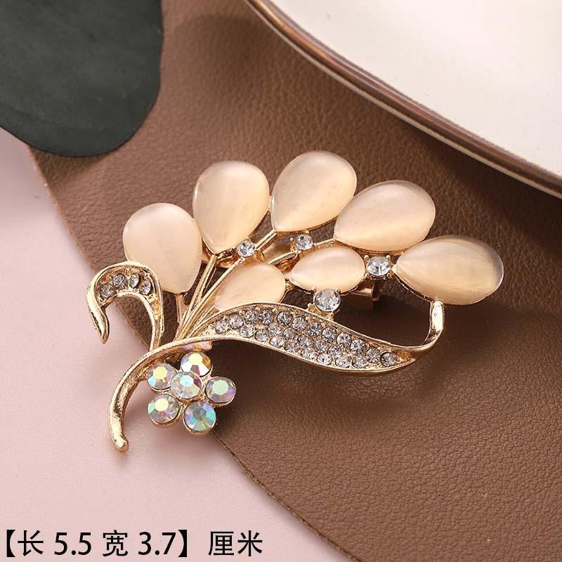 Brooch Premium Niche Accessories Versatile Creative Women's Collar Pin Diamond Anti-light Temperament Corsage