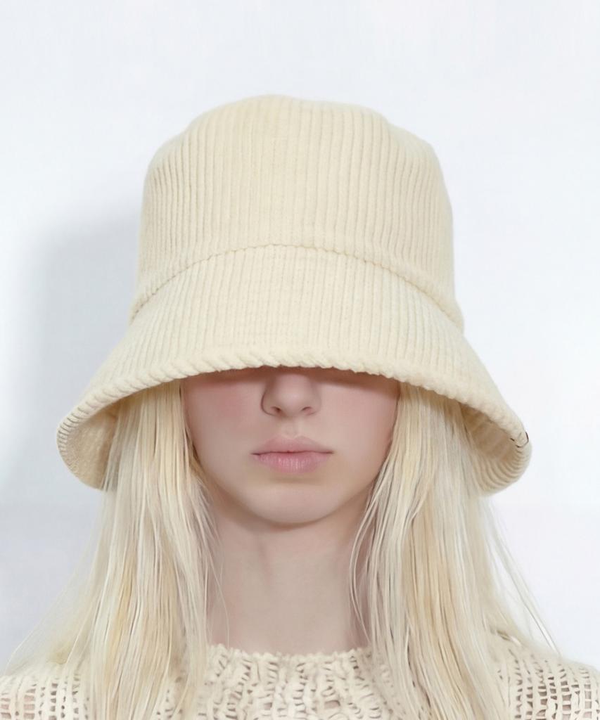 Eondeokeonteulolseutyudio Corduroy Bucket Hat Drop Bucket / H Cord / Milk
