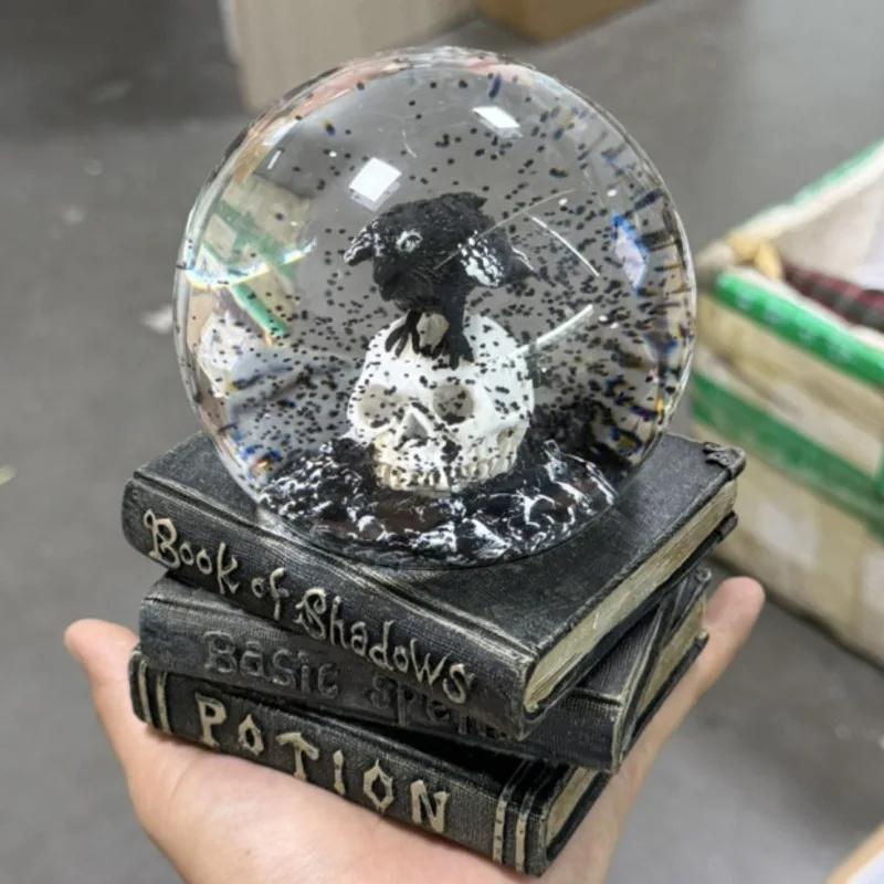 Bola de Cristal Gótica Calavera de Cuervo Libro Bola de Nieve Estatua Decoración de Halloween Brujería Adorno de Escritorio Decoración de Habitación en Casa Regalo