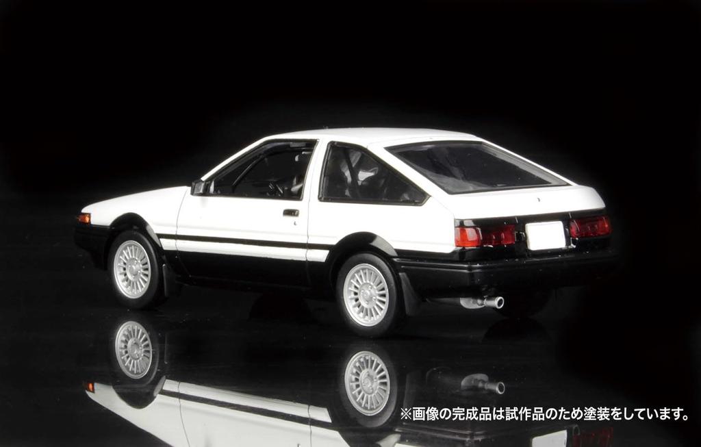 Stavebnice automobilu Toyota Sprinter Trueno AE86 Custom, černá, černý plastový model MN03 Platz/MONO 1:32 (Bílá a + kapota) Barevně odlišeno (Auto)