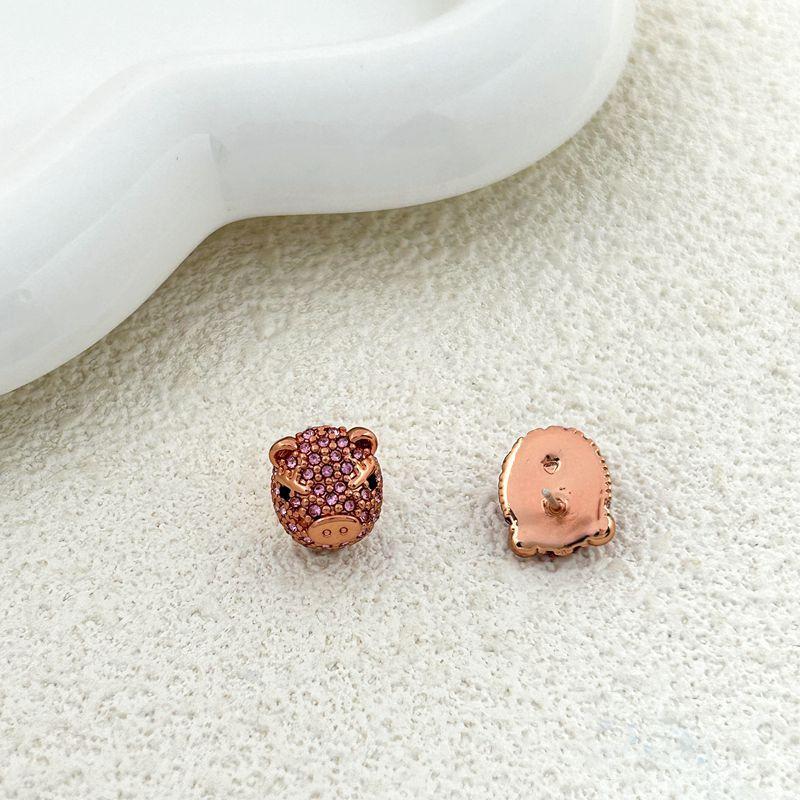 

Light Luxury Temperament Sweet And Cute Three-Dimensional Pig Ear Plug Women S Stud Earrings розовый