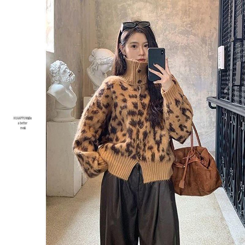 Women's High-End Leopard Print Knitted Cardigan: Luxury Long Sleeve Sweater Coat for Autumn & Winter.