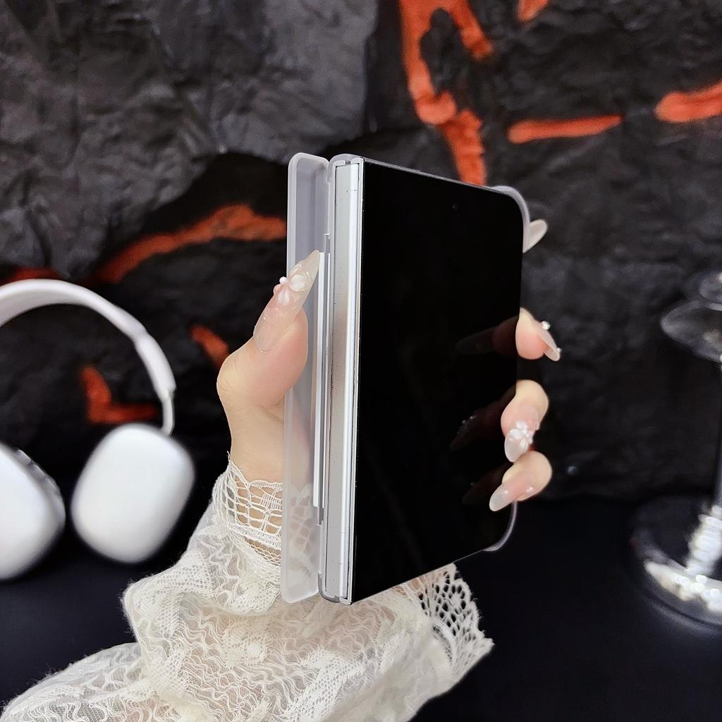 For iPhone Duo 5G Case Ultra-Thin Matte Transparent Magnetic Wireless Charging Hinge Folding Shockproof Back Cover Accessories