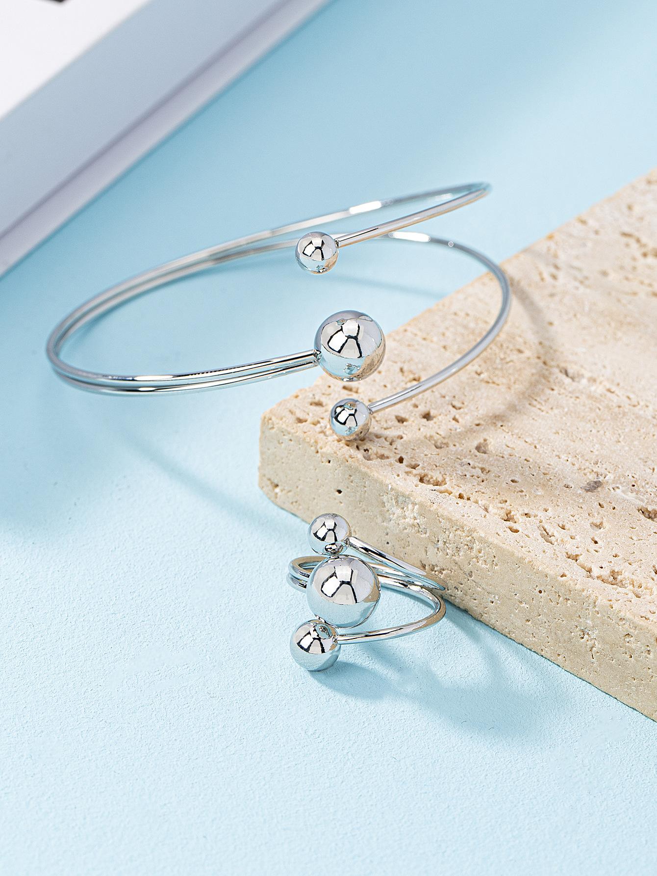 

Весняний Набір Прикрас Відкрита Куля Гладка Поверхня Проста Каблучка Браслет Модний Особистість Нішевий Дизайн срібний