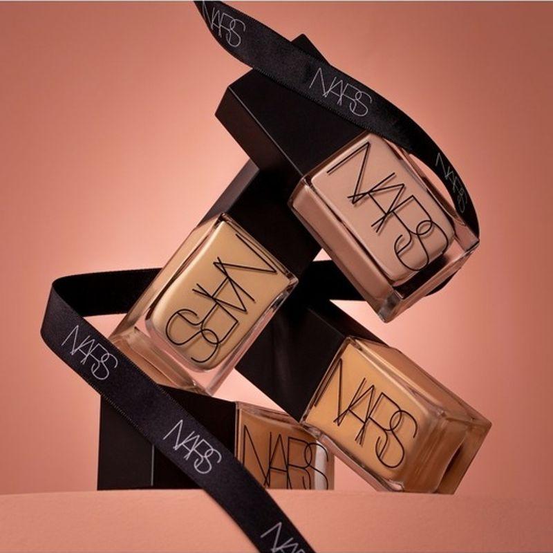 Nars [Neue Farbe hinzugefügt] Lichtreflektierende Foundation