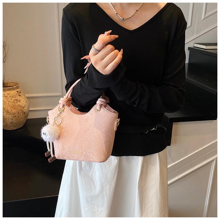 Bag women's high-end new fashion retro bucket bag versatile casual portable shoulder messenger bag