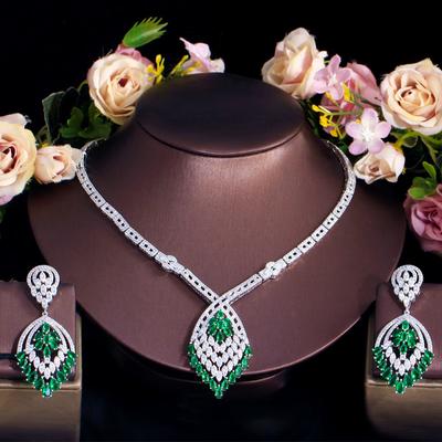 Luxury Atmospheric Diamond Jewelry Set Chain Dress Wedding Dress Accessories Necklace Earrings Zircon Set