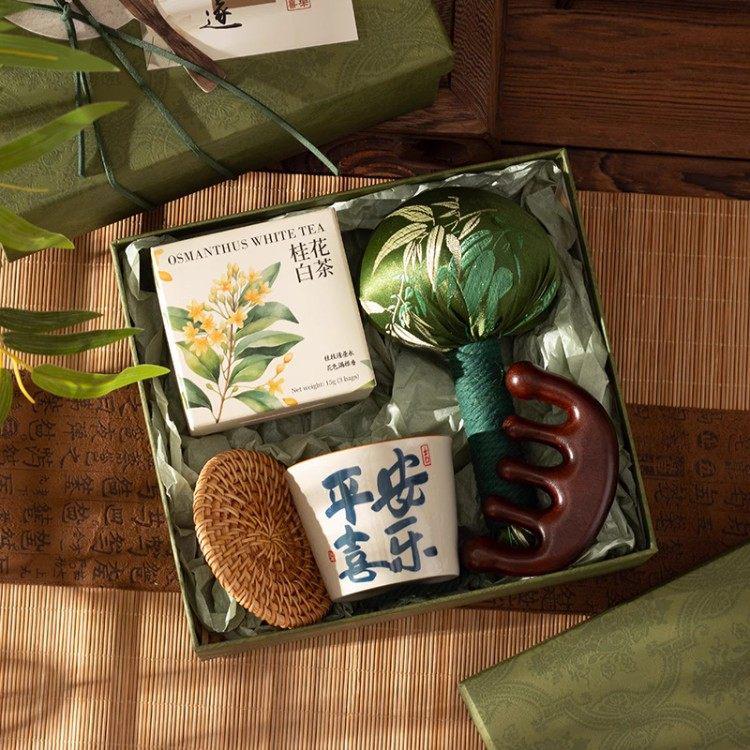High-End Year of the Horse Luxury New Year Gift Box for Company Festivities and Souvenirs