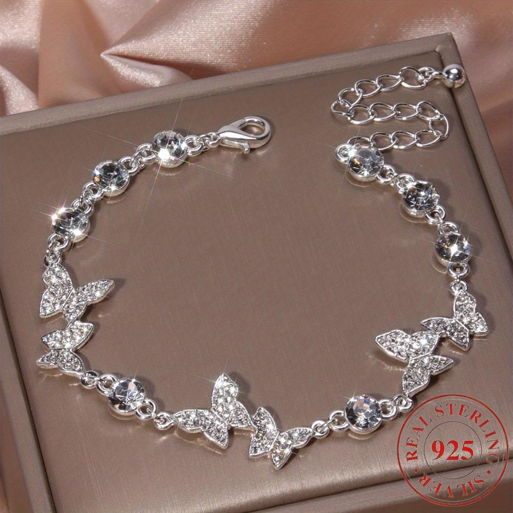 Das Schmetterlingsarmband ist aus 925er Sterlingsilber gefertigt, ein modisches, luxuriöses und exquisites Schmuckstück, das sich perfekt als Geschenk eignet.