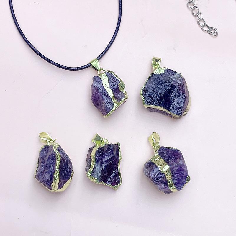 

Женское ожерелье из натурального камня, нерегулярные подвески, подвески для элегантных женщин, романтические цепочки для подарков 45+5 см With leather rope темно-фиолетового