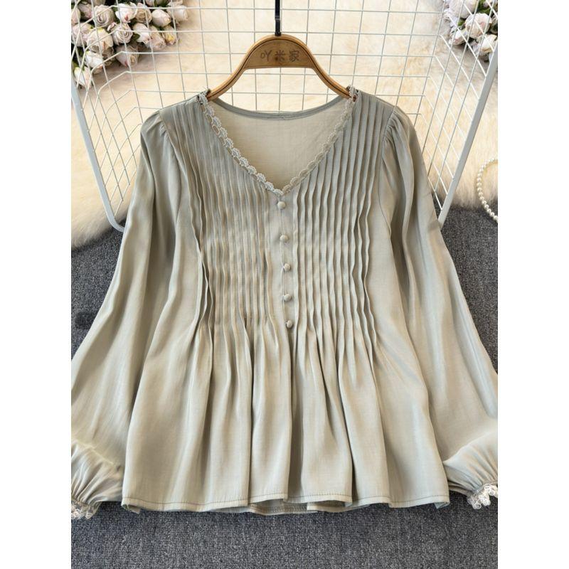 French Style Retro Pleated V Neck Puff Sleeve Shirt Female 2024 Autumn New Arrival Ruffles Slim Looking Belly-Covering Coat