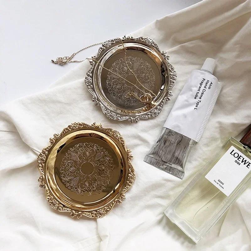 Round Metal Tray Fruit Cake Dessert Trays Jewelry Dish Earrings Necklace Ring Storage Plates Display Bowl Decoration Sauce Dish