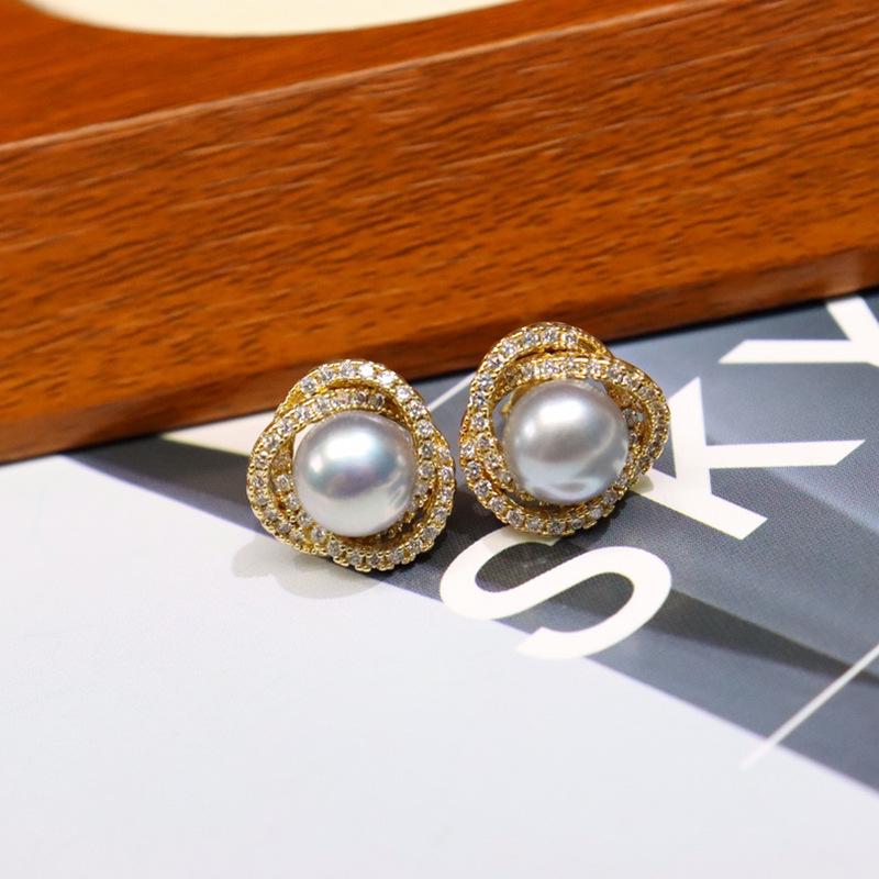 Elegant Freshwater Pearl 18K Gold-Plated Earrings: 8-9mm Studs with Zircon Details