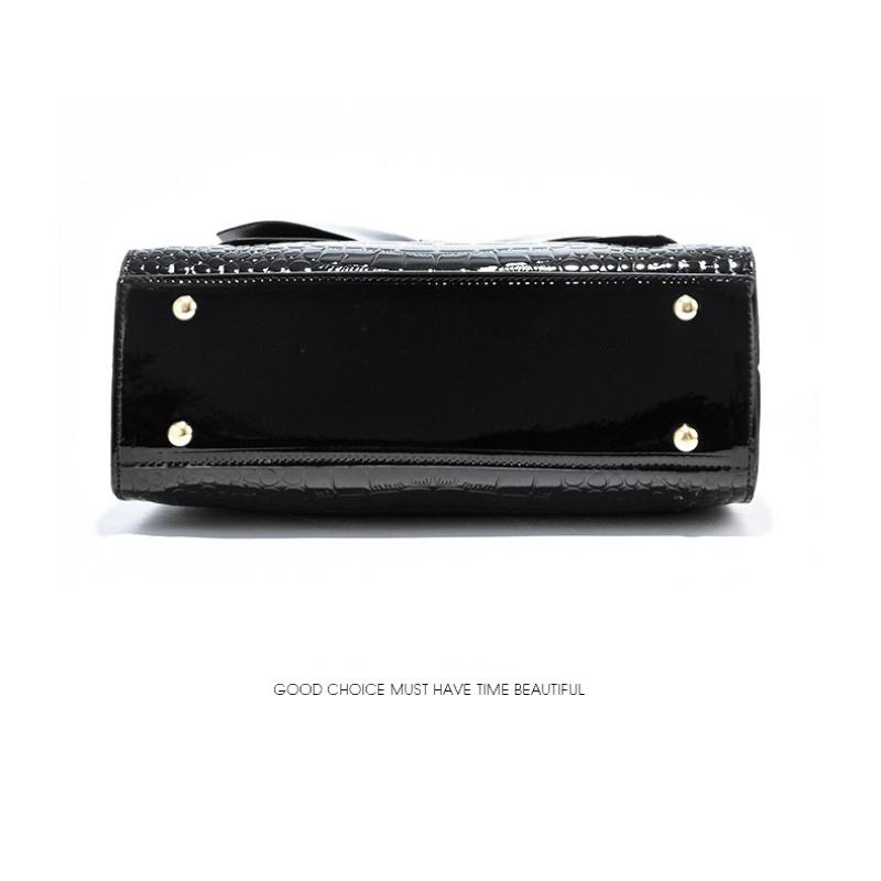 Fashion Women Handbags Tassel PU Leather Totes Bag Top-handle Embroidery Bag Shoulder Bag Lady Simple Style Crocodile Pattern