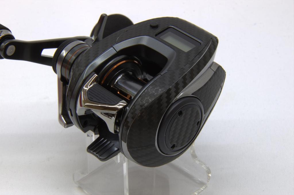 CUSTOM YOROI Custom Decals for 25 Barchetta F 24 Barchetta 23 Engetsu and 24 Grappler and Customizable baitcasting reels in black SEAT.JP Custom,