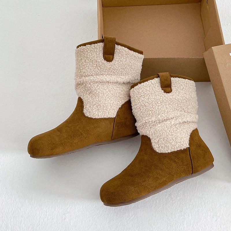 Fashion Lambswool Warm Cotton Shoes Women's Winter Korean Edition Fleece 2025 New Flat Booties Flip Fur Snow Boots