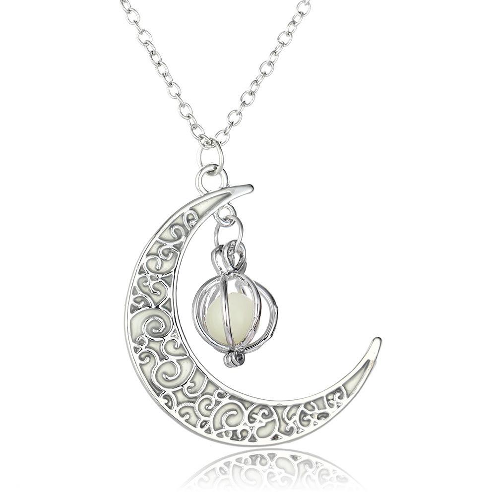 Glowing In The Dark Moon Pendant Necklace Women Pumpkin Lantern Charm Luminous Necklaces Jewelry Gifts