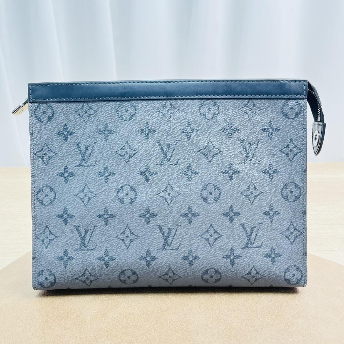 [Lietots] Louis Vuitton Pochette Voyage MM