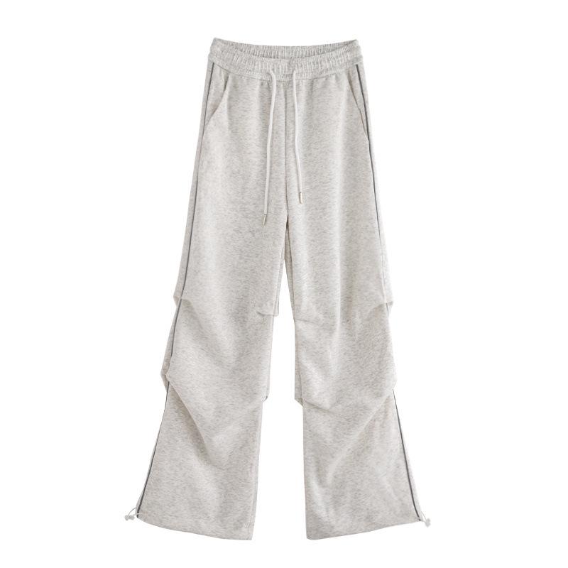 

High-Waisted Black Women s Sweatpants - Wide-Leg, Straight-Leg, Loose Fit with Cuffed Ankles for Spring and Autumn. American Casual Style. Large серый/белый