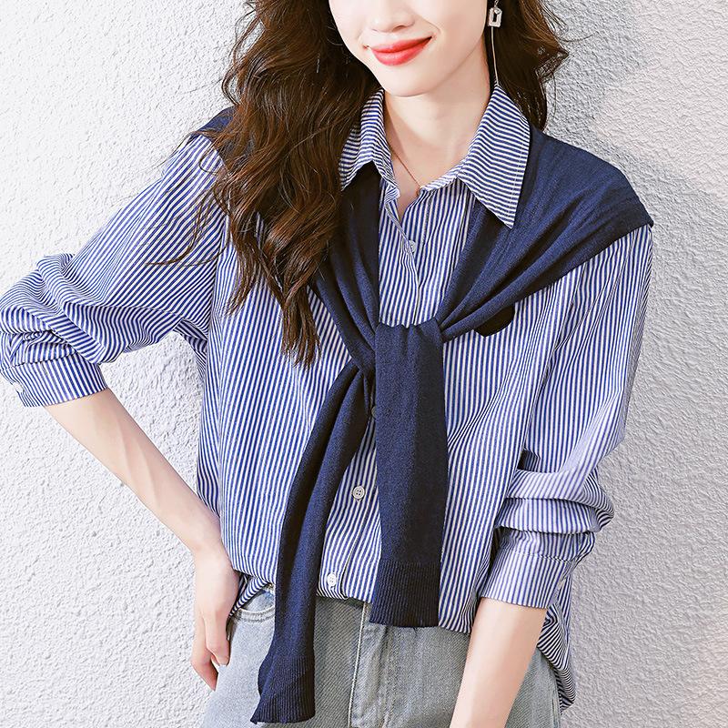 Gestrickter Schal Blau Gestreiftes Hemd Damen Langärmeliges Frühlingskleid Design Oberteil Hemd
