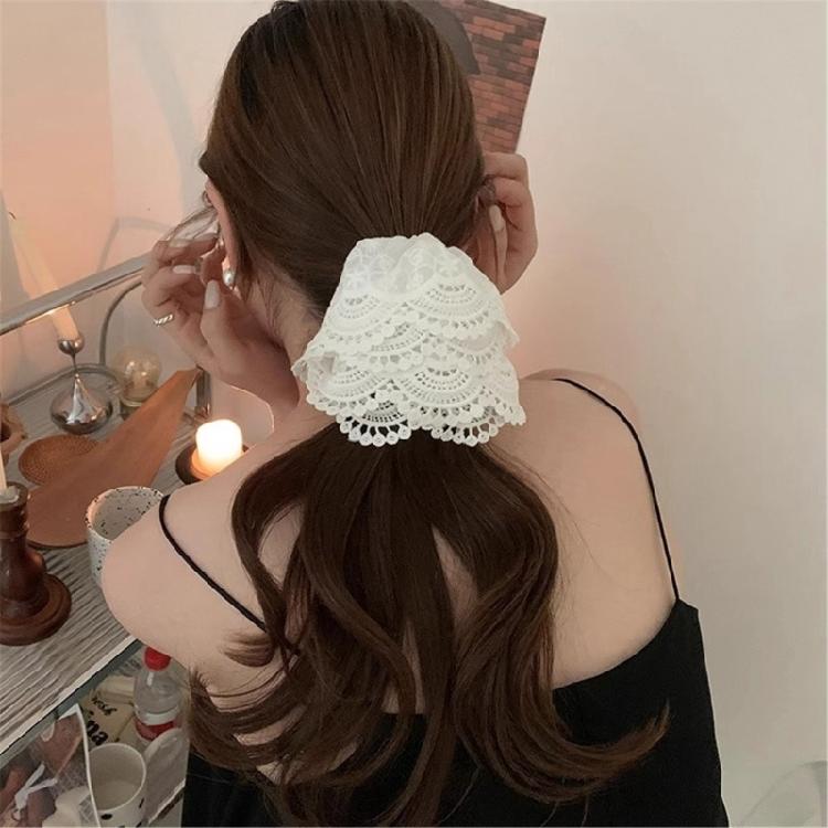 White Lace Flower Hair Scrunchies for Women Hair Elastic Aesthetic Hair Tie Hair Scrunchy Hair Circles Braid Holder