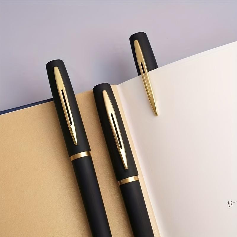 1 Pen+10 Replacement Refills, Ballpoint Pen for Daily Office and Study Writing, Simple Style Gel Pen (black Ink)