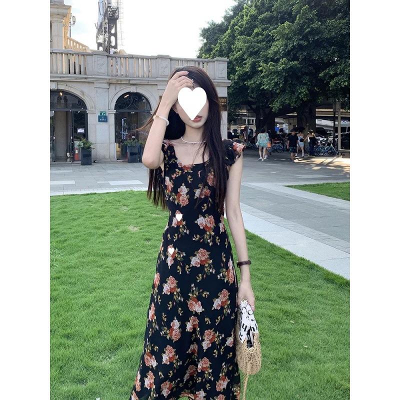 Retro floral dress women's summer new flying sleeves design feeling waist and thin A-shaped long dress