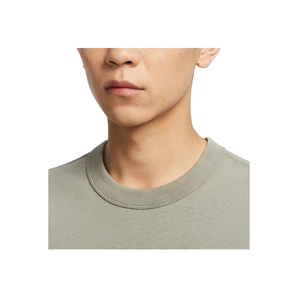 Nike Sportswear Swoosh Premium Essentials Minimalist Fashion Versatile Classic Pocket Short Sleeve T-Shirt Men Tops Light-Army-Green DQ9296-320