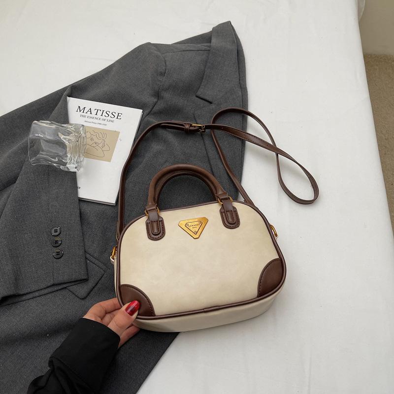 Handheld women's bag shoulder messenger bag fashion handbag bag 2025 autumn and winter new bag women