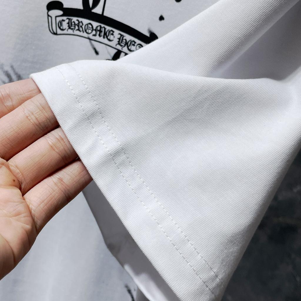 8735 CHROME HEARTS Léto 2026 Nové Vysoce Kvalitní Bavlna Kulatý Výstřih Volné Velký Rozměr Pánské a Dámské Tričko Pár Tričko
