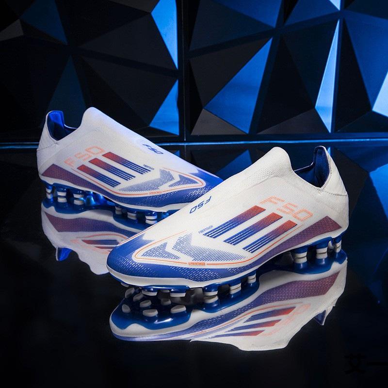 2025 Football Shoes Shattered Nails Kids Training Shoes Girls Students Lawn Spikes Game Sneakers