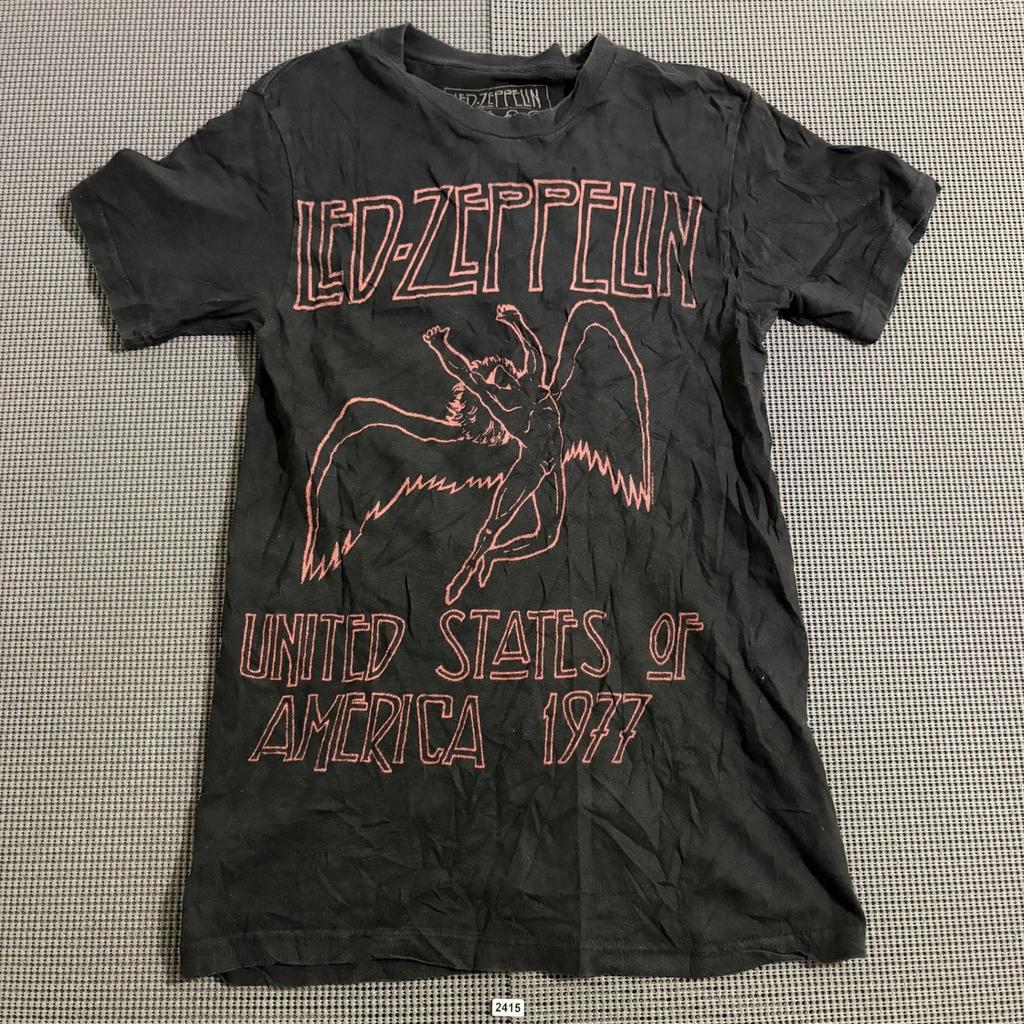 Led Zeppelin 1977 US Tour Graphic T-Shirt Black Red Size S Unisex T-Shirt