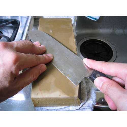 Knife Whetstone Rough Whetstone "Arato-kun" (Small)