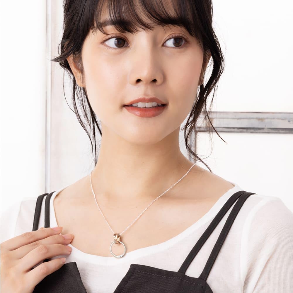 Silver Pair Necklace Ring Matching Couple Set of 2 [Lovers Scene] Holder, [LSP0073-45-55]