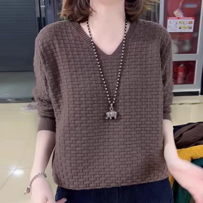 Autumn and Winter V-neck Pullover Sweater for Women Women's Solid Color Long Sleeved Knitted Sweater