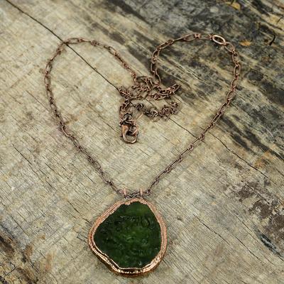 Moldavit-Anhänger, galvanisierter Kupferanhänger, natürlicher Edelsteinanhänger, Kupferschmuck, Geschenk für Mama, galvanisierter Schmuck, handgefertigter Anhänger