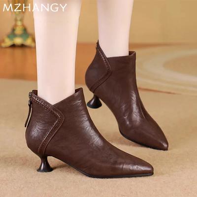 Mode Damen Spitzschuh Leder Stiefeletten Mittelhohe Absätze Schuhe Frau 2025 Trend Designer Wintermode Neue Pumps Chelsea Boots Mujer