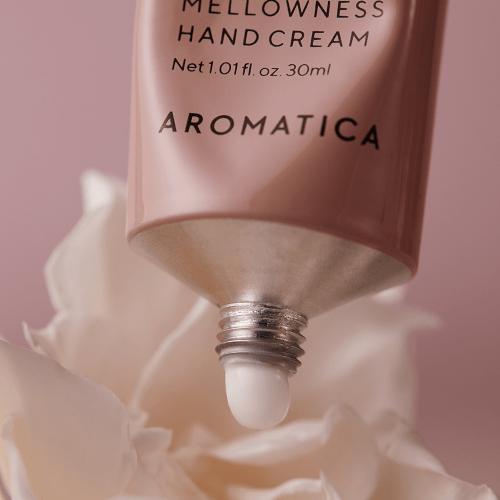 AROMATICA Melowness Hand Cream Magnolia   Sandalwood 30ml