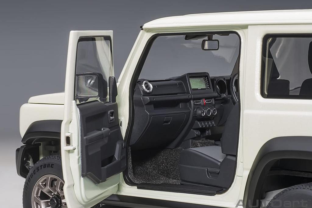 AUTOart 1/18 Scale Suzuki Jimny Sierra (JB74) White Pearl Finished Model 78511