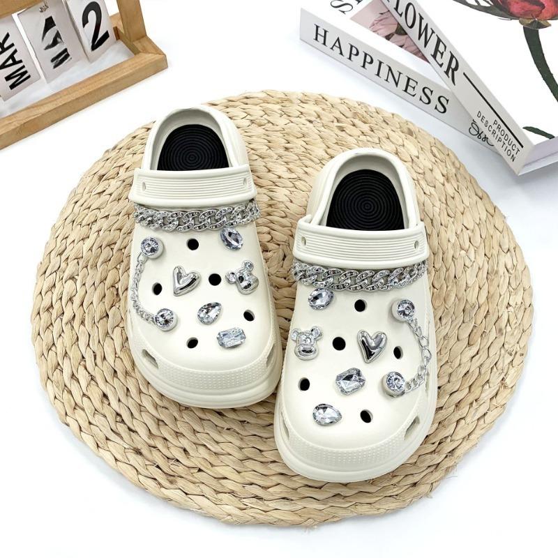 14 STUKS Mode Schoen Bedels Set Accessoires Gat Schoen Gesp Schattige Beer Diamant Ketting DIY 3D Schoen Decoraties Kinderfeestje Meisje Cadeau