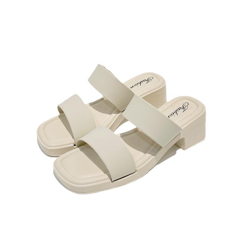 Southeast Asia Women’s Chunky Heel Summer Sandals: Versatile Outdoor Beachwear