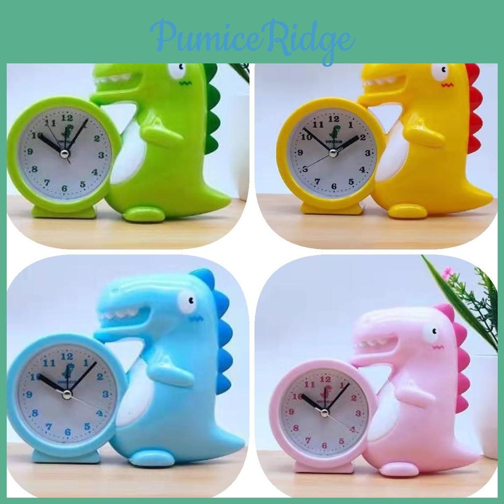 Entzückender Cartoon-Wecker für Kinder Stilvolles Design Großes LCD-Display Batteriebetrieben