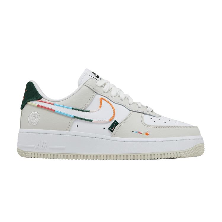 Nike Wmns Air Force 1  07 SE  All Petals United  36