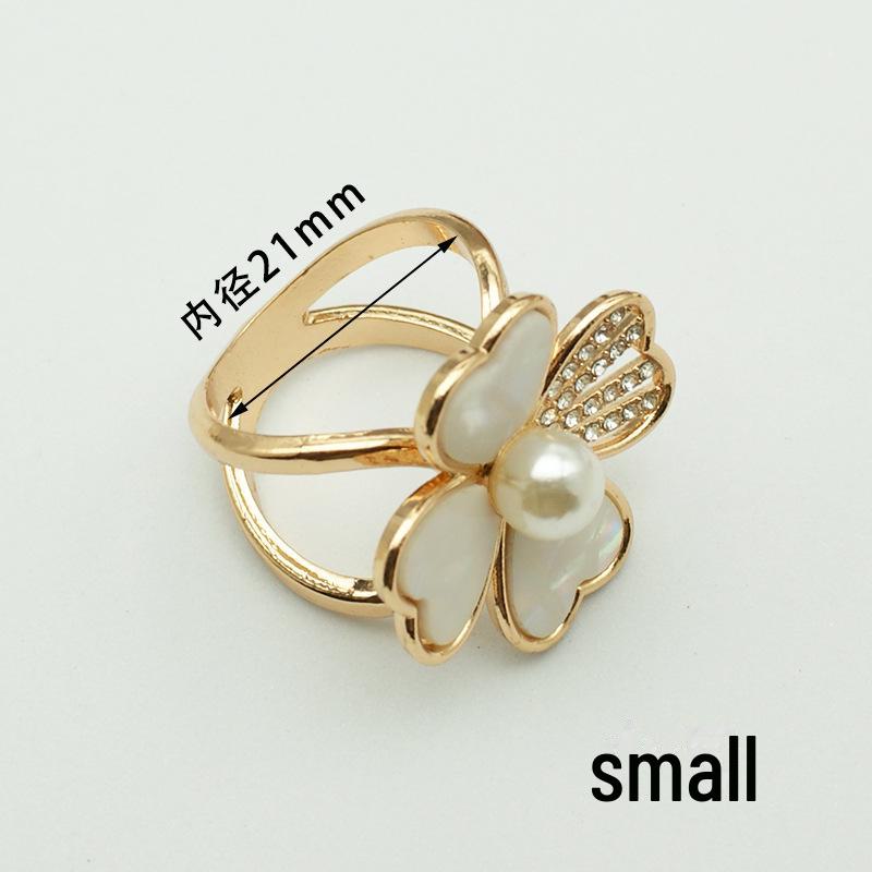 "Pearl Silk Scarf & Coat Buckle - High-End Korean Dual-Purpose Accessory"