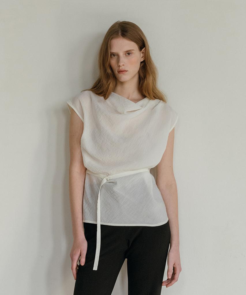Akitaipeu Boen Blouse_Ivory