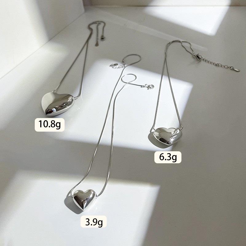 

Ожерелье из стерлингового серебра 925 пробы с большим сердцем для женщин - Нишевый дизайн в стиле легкой роскоши, Универсальная цепочка для ключиц Medium