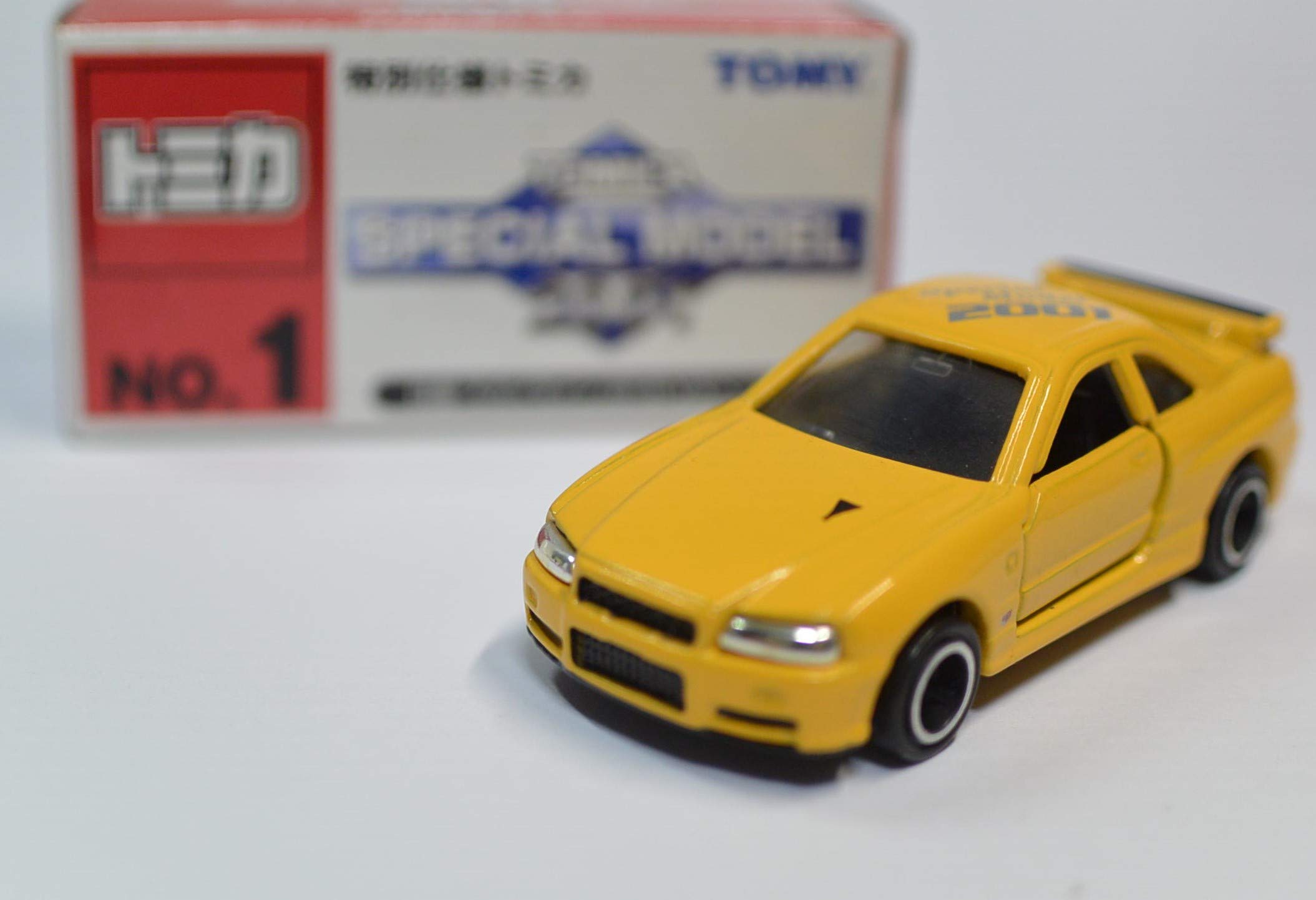 

Tomica Специальная модель 2001 Nissan Skyline V Spec II GT-R